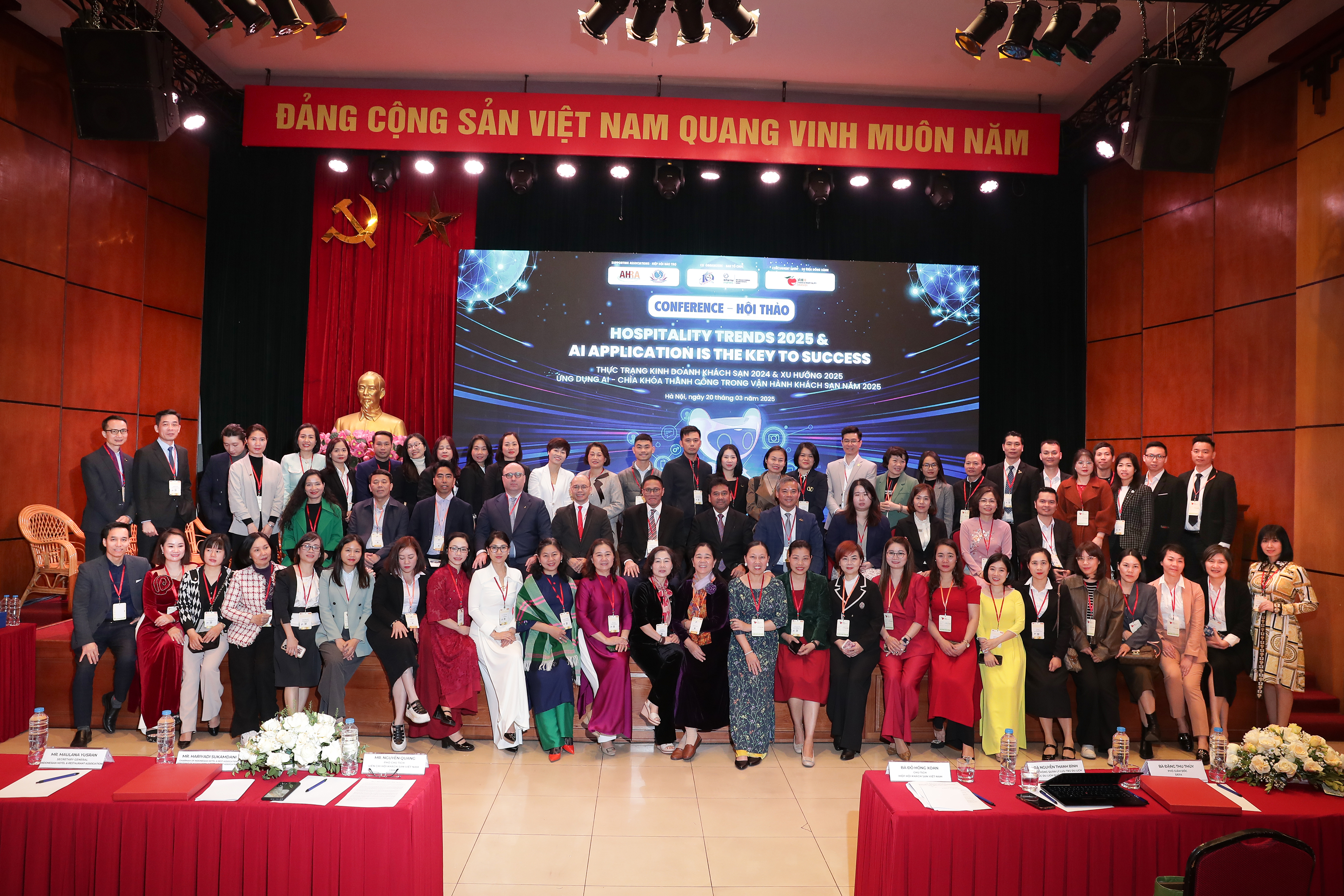 Hội thảo quốc tế “Thực trạng kinh doanh khách sạn 2024 & Xu hướng 2025” và “Ứng dụng AI – Chìa khóa thành công trong vận hành khách sạn năm 2025”